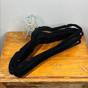 Set of 10 Black Velvet Hangers